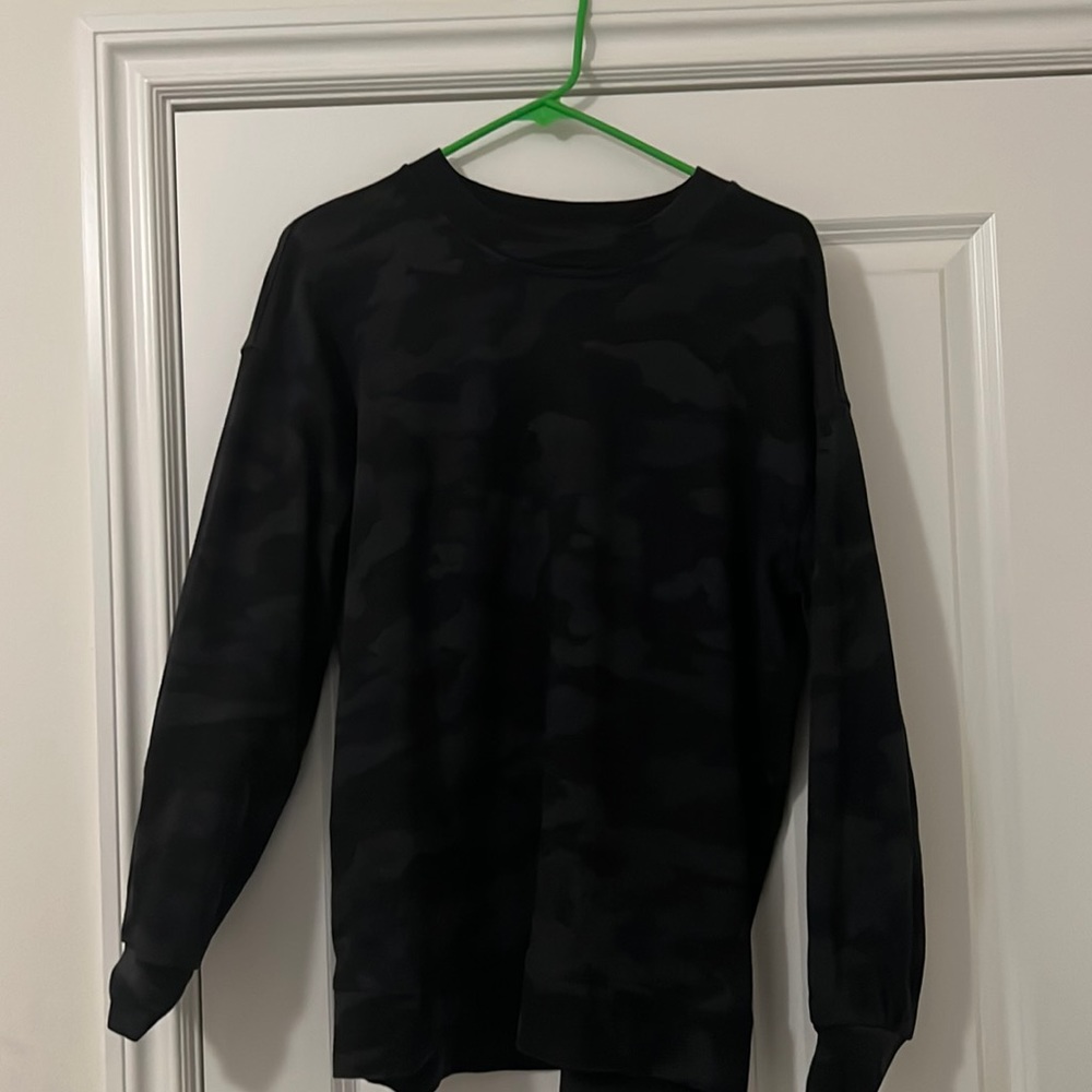 Lululemon perfectly oversized crew